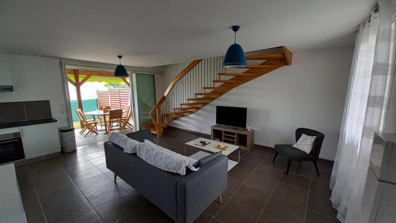 Villa Lovado Avec Jacuzzi Сен Франсоа Екстериор снимка
